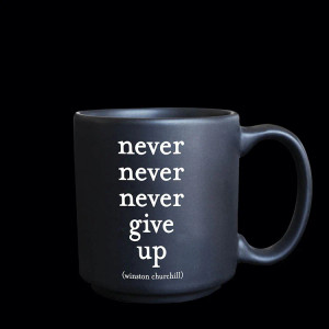 E93 mini mug - never give up (ea)