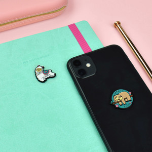 SET OF 2 METAL STICKERS - CUTIE - LLAMA + SLOTH