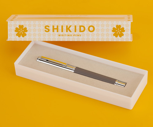 SHIKIDO KUROTSUKI FOUNTAIN PEN F-nib
