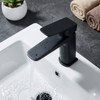 DH393_ACT_LIFESTYLE