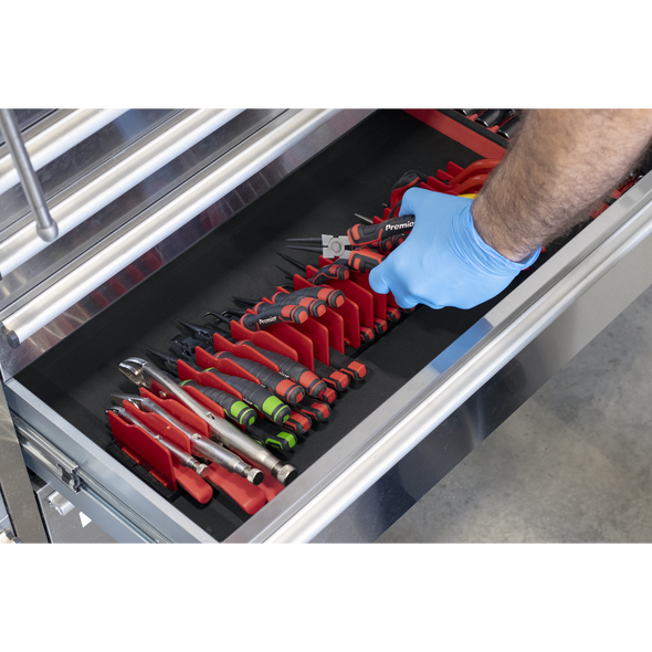 PR03_ACT_IN_USE_PIC1