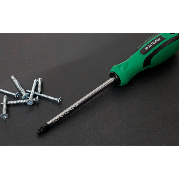 S01186_ACT_PROMO_SHOT