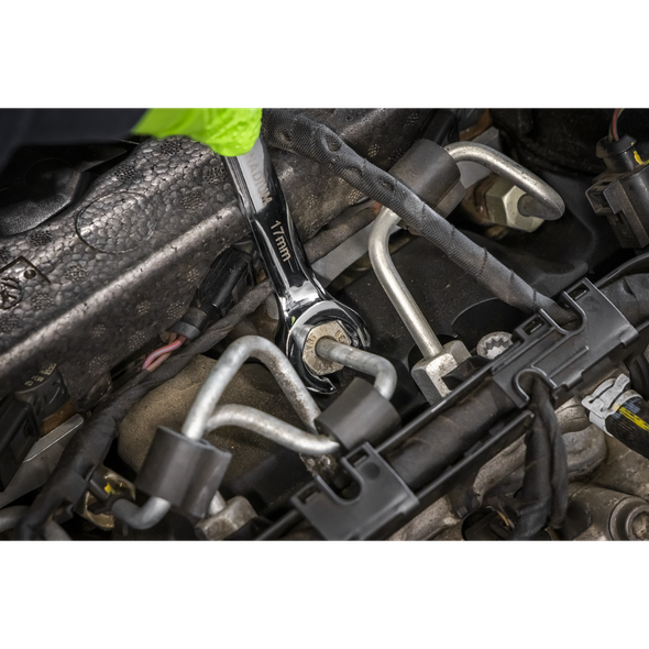S0767.V3_ACT_IN_USE_PIC2