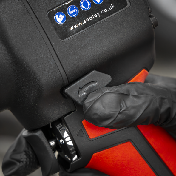 SA6002S.V2_ACT_REVERSE_SWITCH