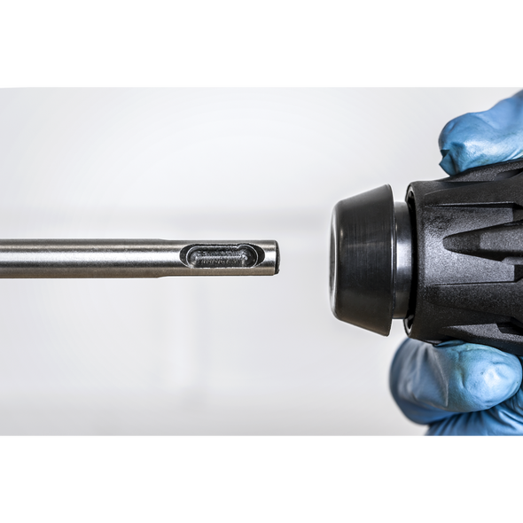 SA8X200_ACT_ATTACHING_TO_TOOL