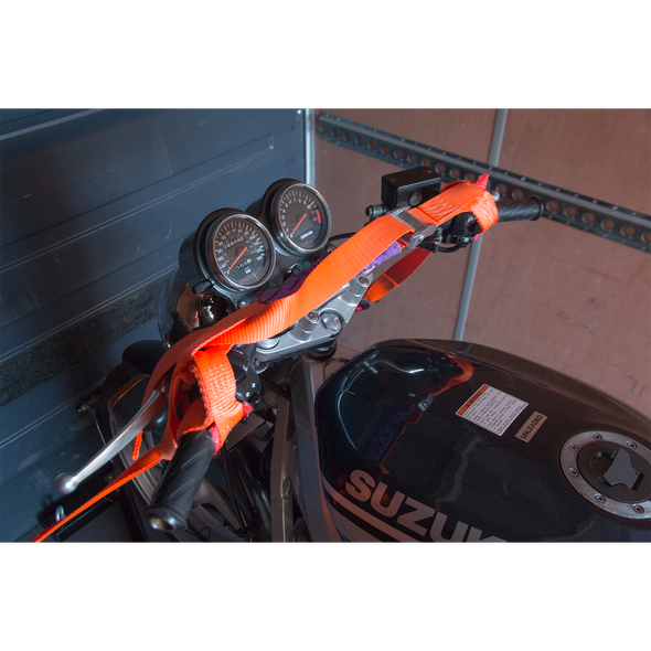 TDMCHB_TDMCRW_ACT_PROMO_SHOT2