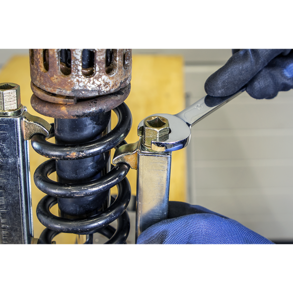 VS1824.V2_ACT_SPANNER