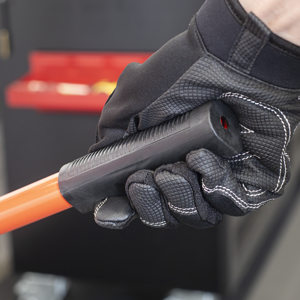 YK20F.V6_ACT_PUMP_HANDLE