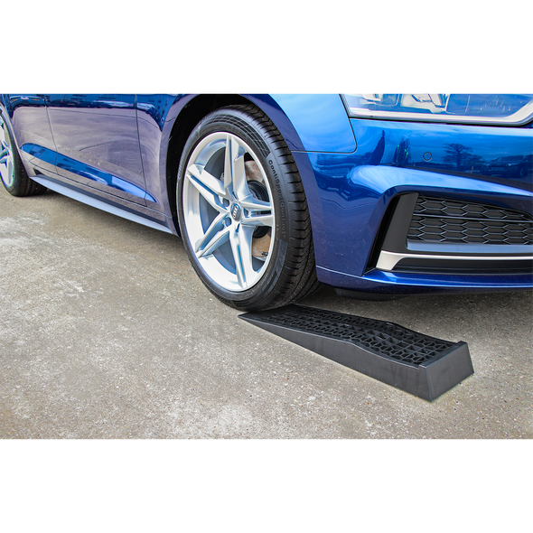 CAR3000LR_ACT_IN_USE_PIC2