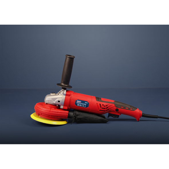 DAS151.V2_ACT_PROMO_SHOT_2