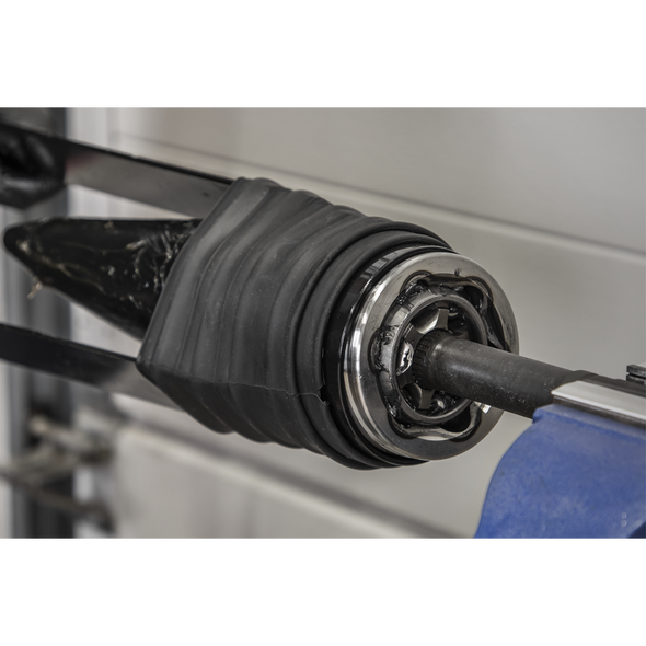 DBC100_ACT_IN_USE_PIC4