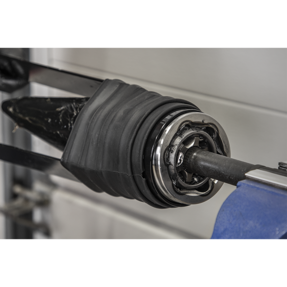 DBC700_ACT_IN_USE_PIC4