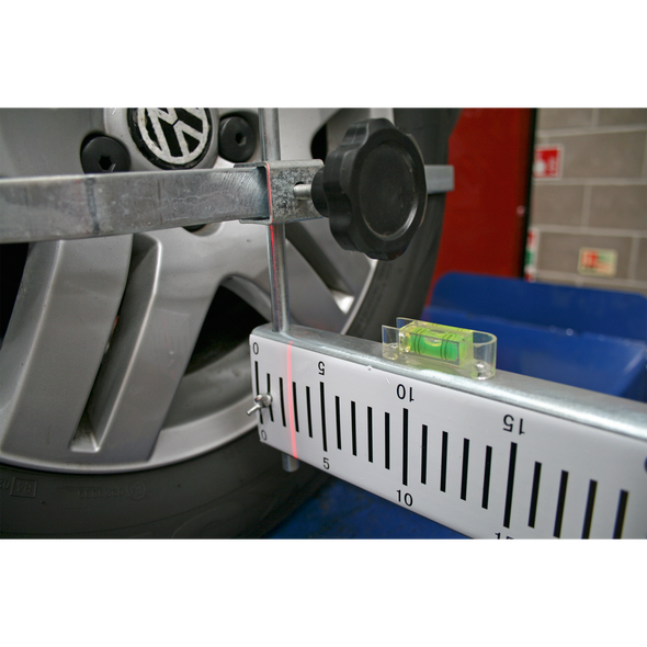 GA70.V2_REAR_LASER_GUIDE_ACT_CLOSE