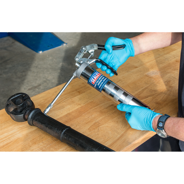 AK446.V3_ACT_ON_PROPSHAFT