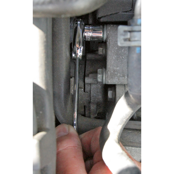 AK5781_ACT_IN_TIGHT_SPOT_IN_ENGINE AK5781_ACT_IN_TIGHT_SPOT_IN_ENGINE