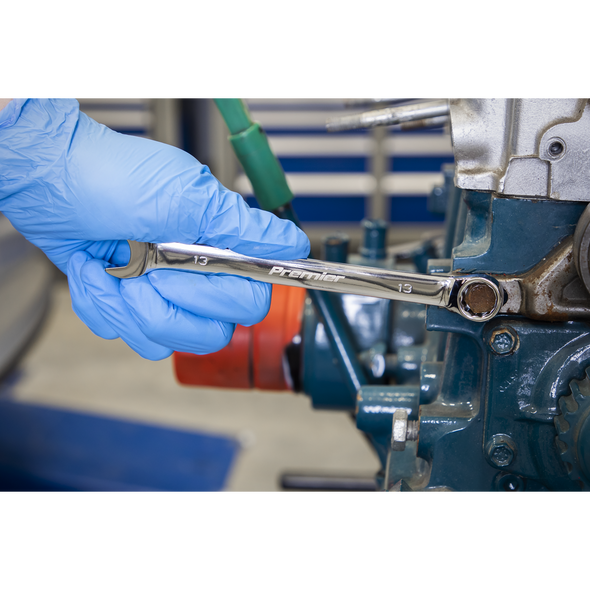 AK63012.V2_ACT_IN_USE_PIC3