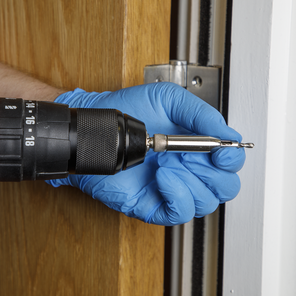 AK3HD_ACT_IN_USE_PIC2
