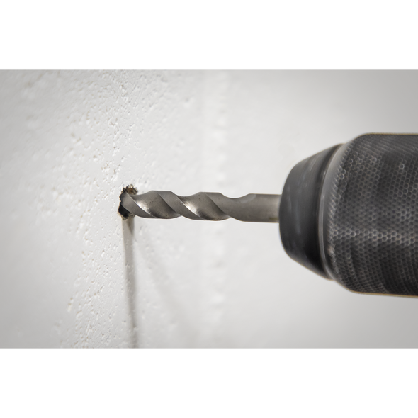 AK3718MW_ACT_IN_USE_MASONRY