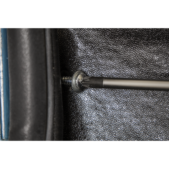 AK4372_ACT_IN_USE_CLOSE_PIC2