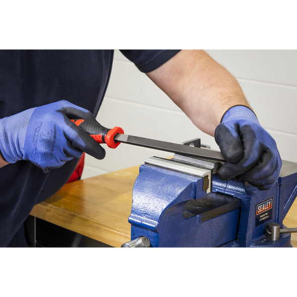 AK5864_ACT_IN_USE_PIC3