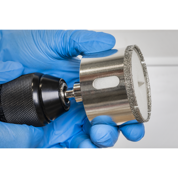 DHS60_ACT_INSERTING_INTO_CHUCK