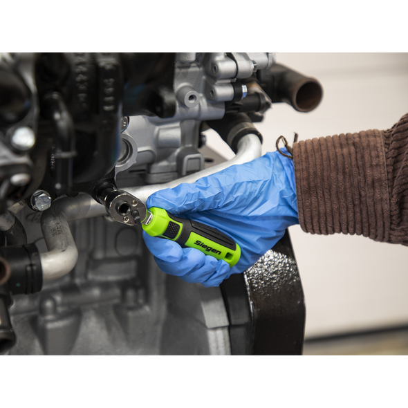 S01255_ACT_IN_USE_PIC5