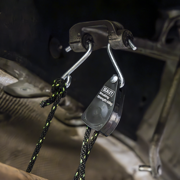 VS0114_ACT_IN_USE_PIC2