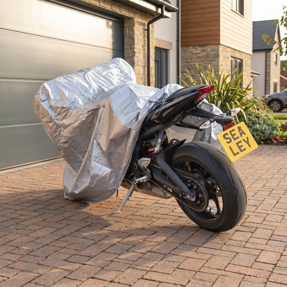 MCM.V3_ACT_COVER_OVER_BIKE