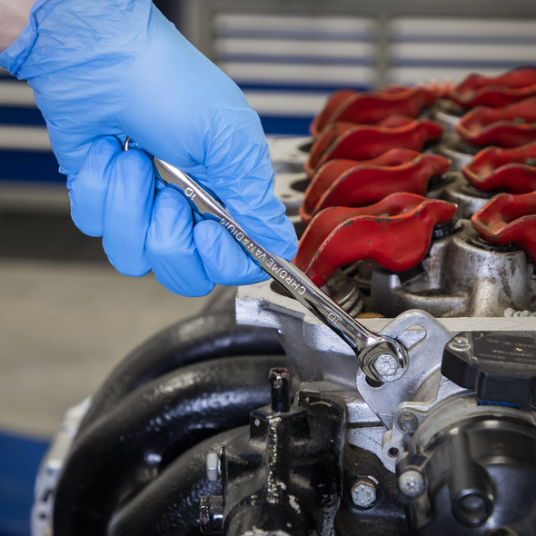 AK63021_ACT_IN_USE_PIC2