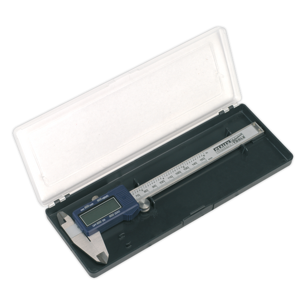 AK962EV.V2_IN_CASE.png