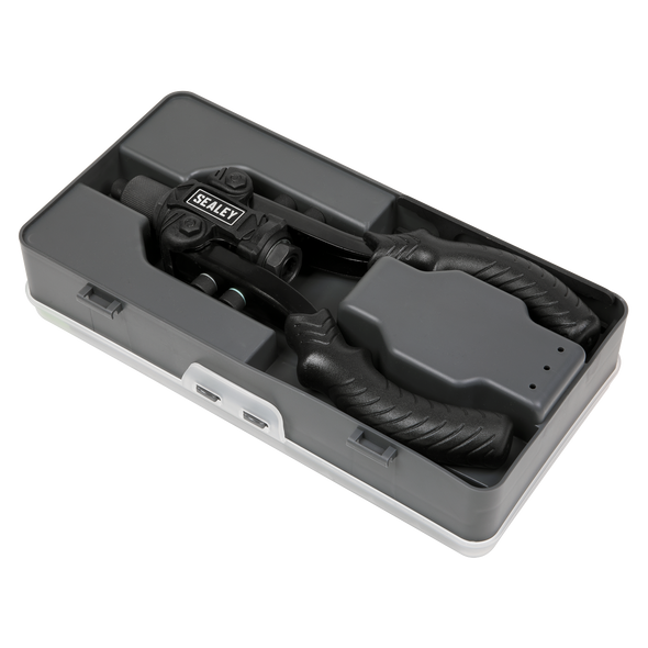 AK3989_IN_CASE_PIC2