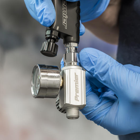 AR01.V2_ACT_ATTACHING_TO_SPRAY_GUN