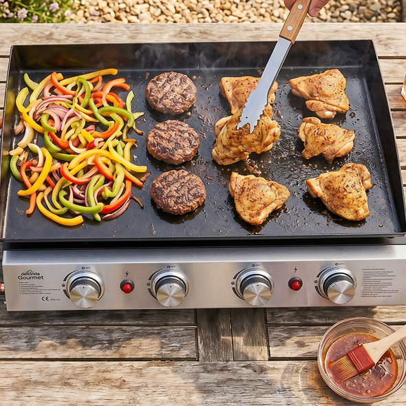 DG23_ACT_COOKING_IN_GARDEN_PIC2