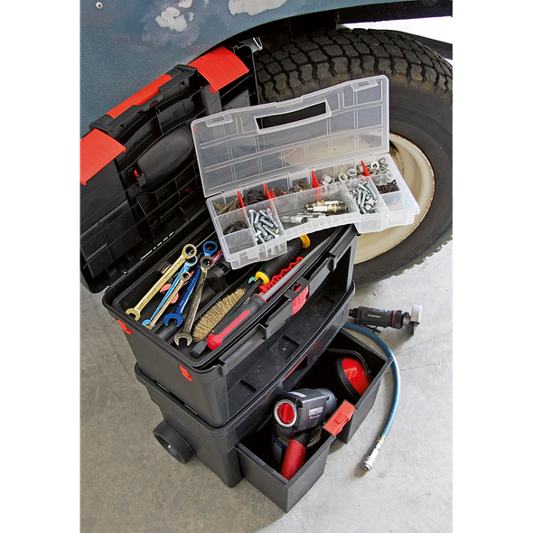 AP850_ACT_WITH_TOOLS_PIC2.png