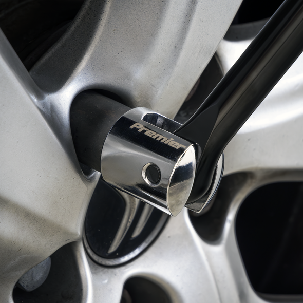 AK7321_ACT_IN_USE_CLOSE