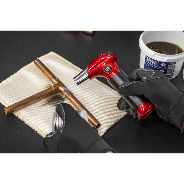 AK2936_ACT_IN_USE_PIC3