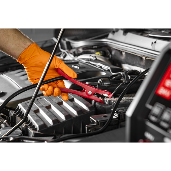 SUPERBOOST400E_ACT_IN_USE_PIC2
