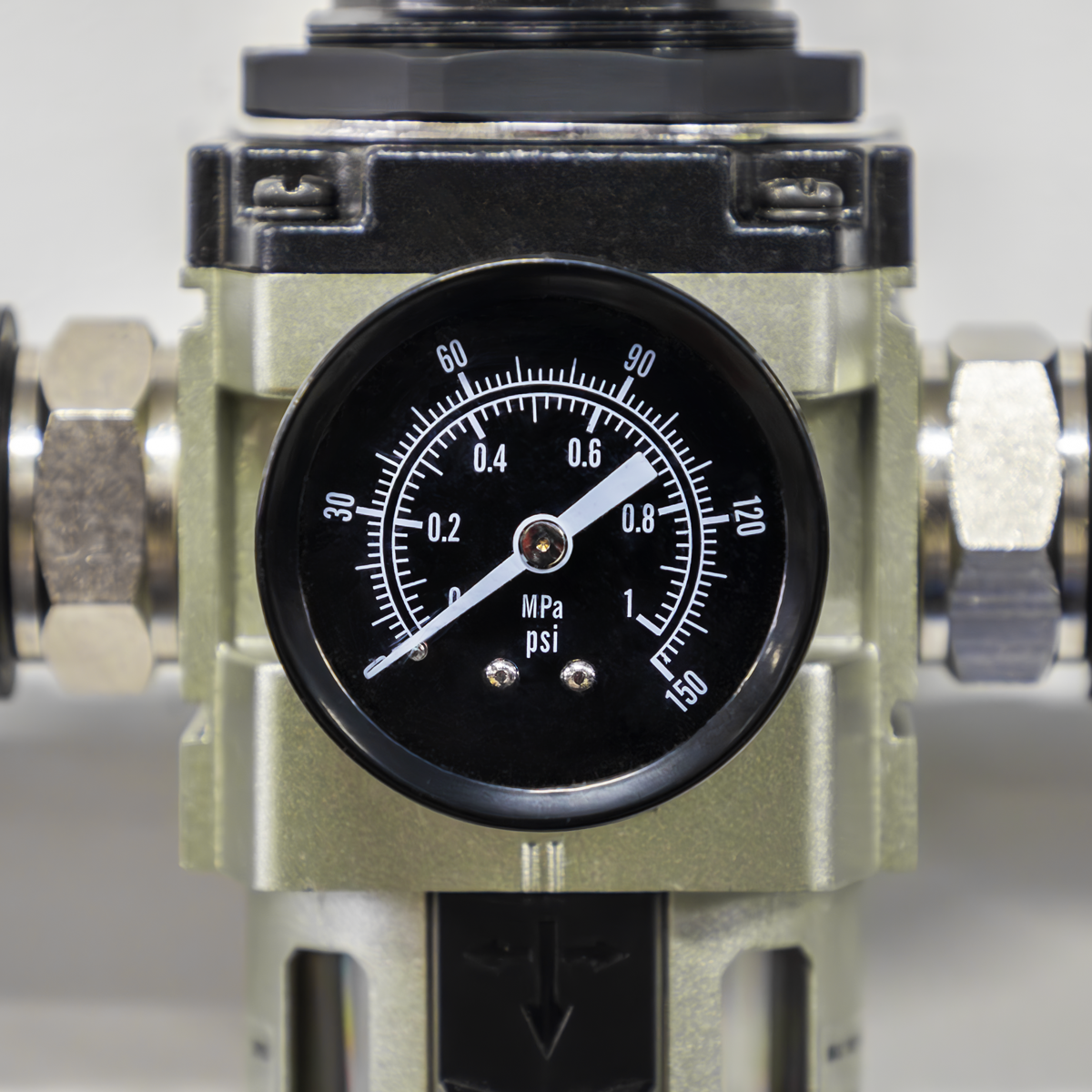3/4 Inch Heavy Duty Pressure Regulator With Particulate Filter & Auto Drain Water Trap - All Tool Depot FR726NA