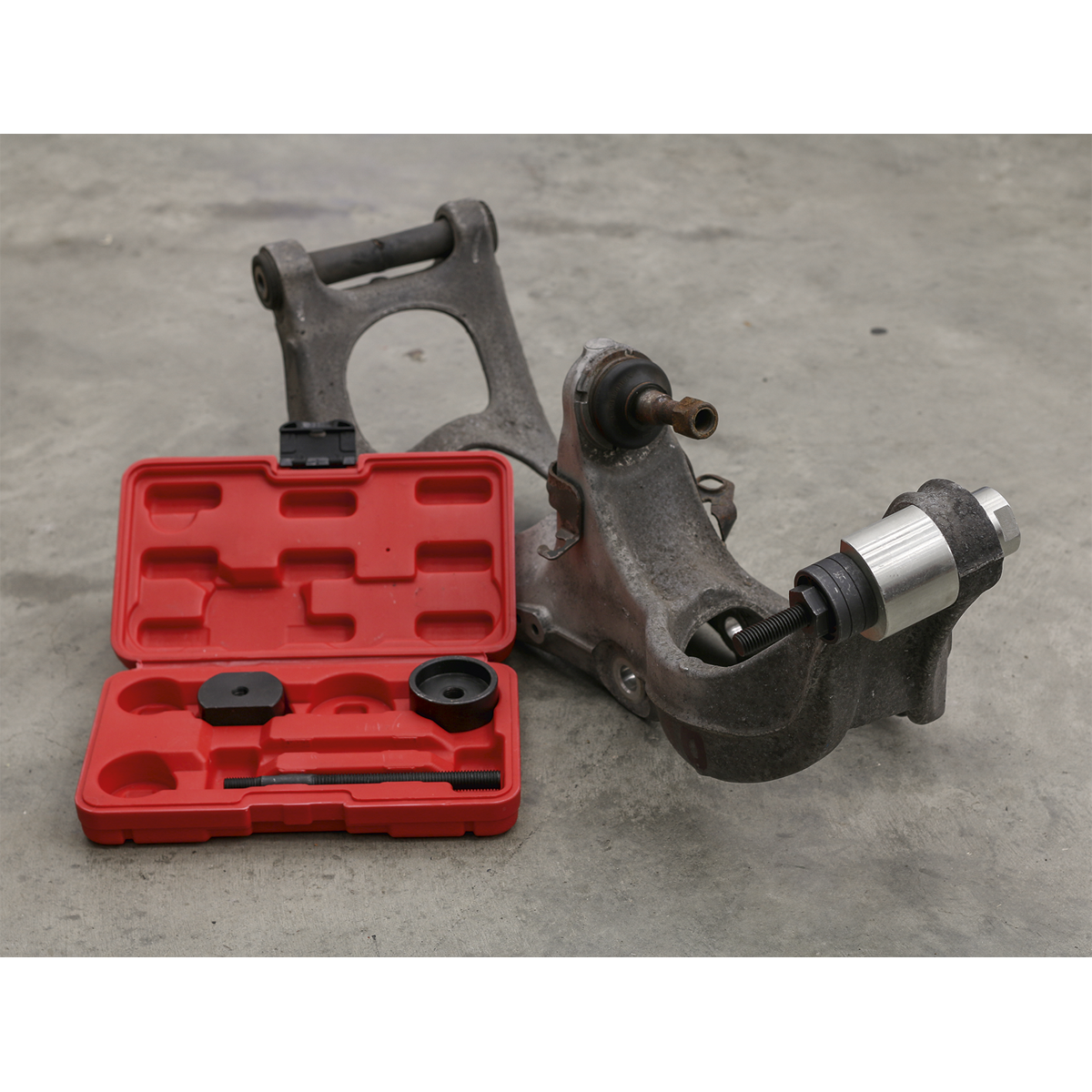 thumbnail image 2 of Febest Front Suspension Knuckle Arm Bush Kit For Citroen C5 C6 & Peugeot 407 508 2 of 3