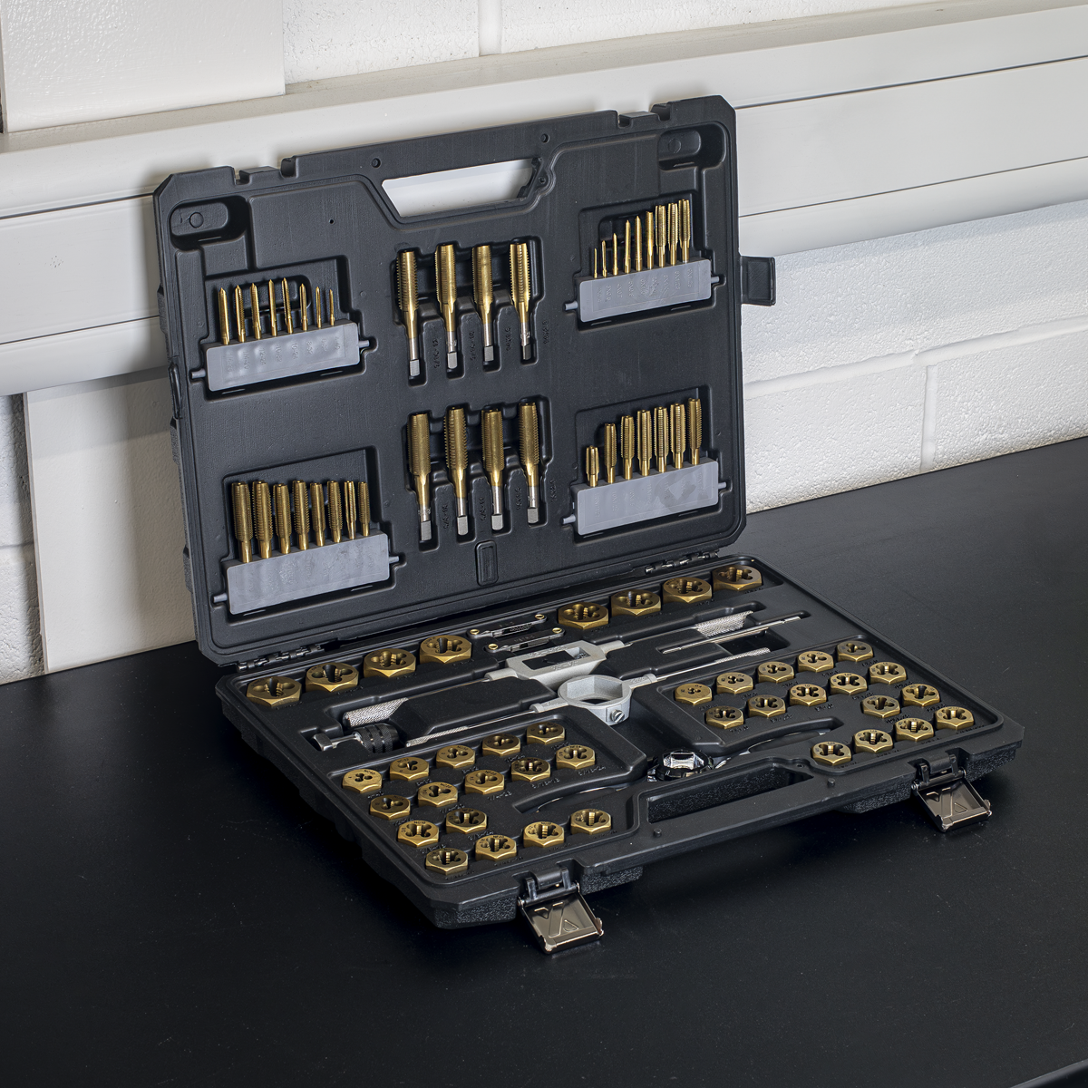 86PC Tap And Die Combination Set Tungsten Steel Titanium SAE
