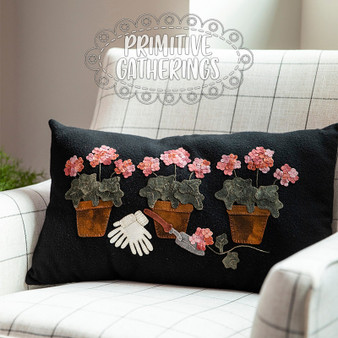 PRI-464 Potted Geranium Pillow