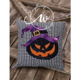 PRI-782 Esmeralda Pillow