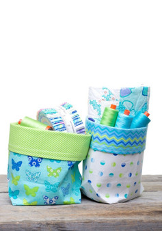 2 Fat Quarter Bucket Pattern by Me and My Sister Designs