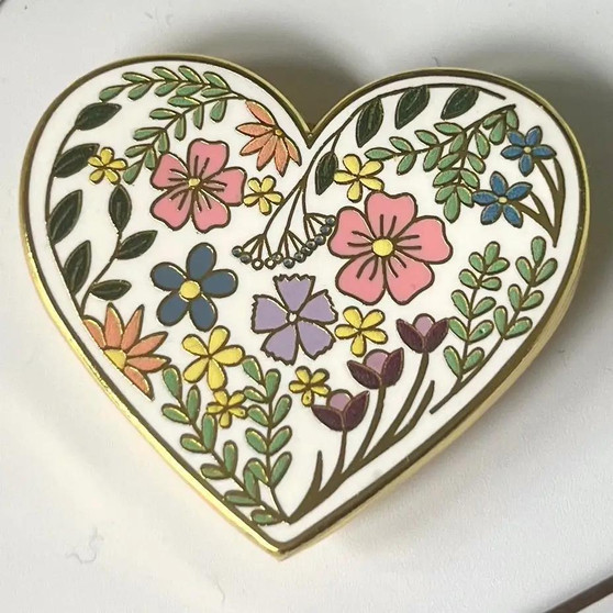 Heart Needle Minder