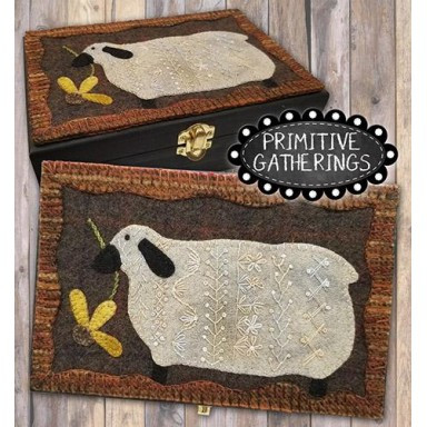 Crazy Sheep Box PRI-677 - Primitive Gatherings Quilt Shop