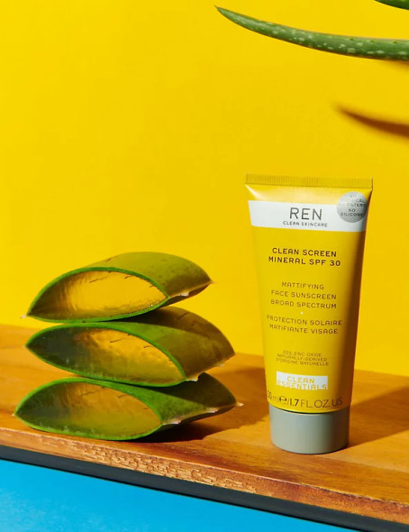 Ren Clean Skincare Face Screen Mineral Spf30