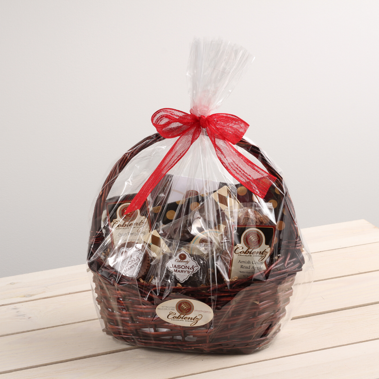 Classic Gift Basket, Chocolate Basket