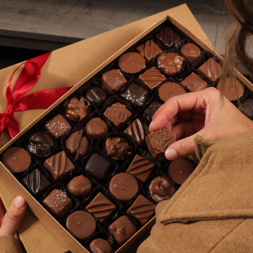 3 lbs. Deluxe Assortment