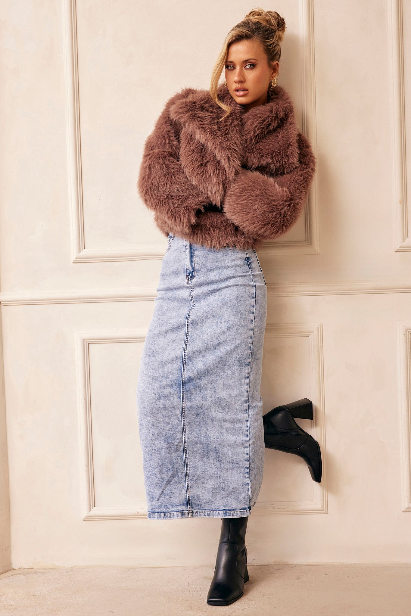 Dreaming Of Travel Faux Fur Jacket - Mocha | Sage and Paige AUS.