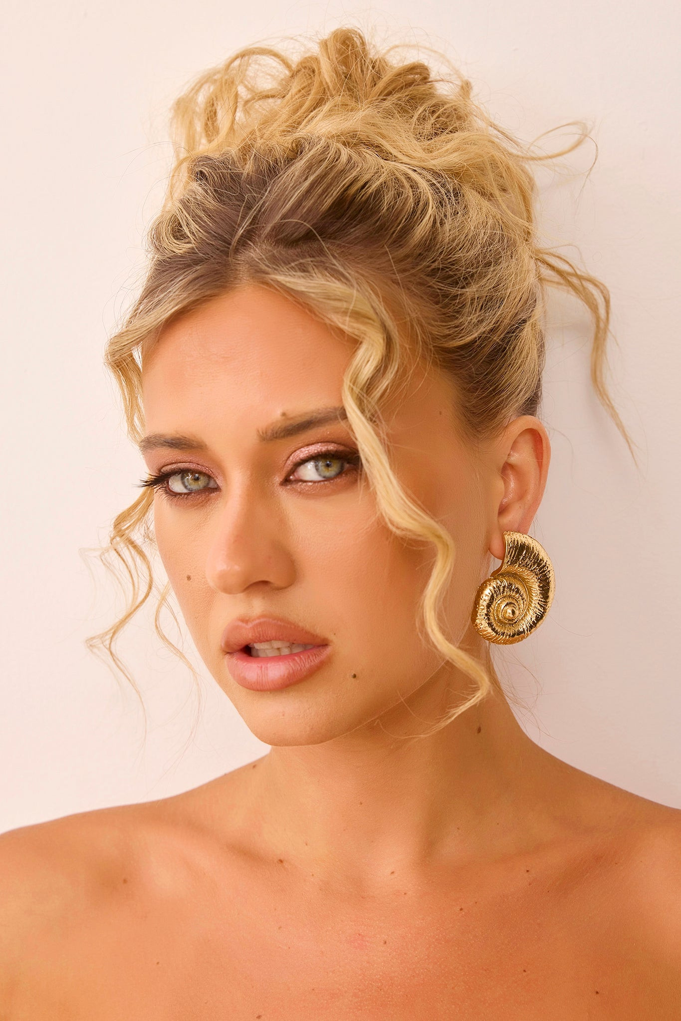 New Ocean Earrings - Gold | Sage and Paige AUS.